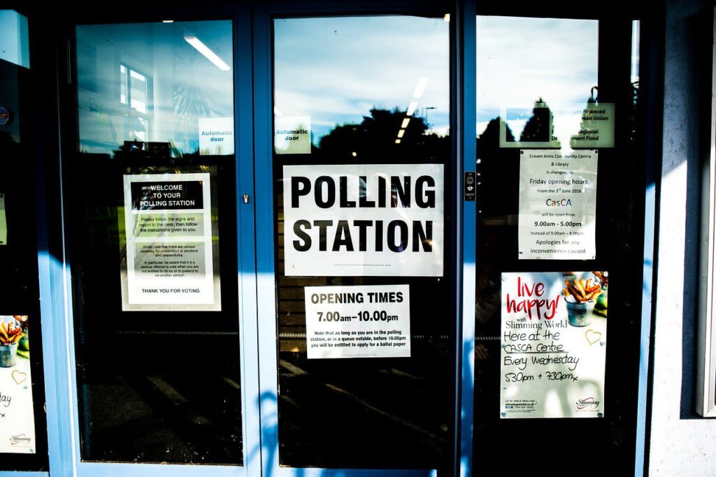 SHOULD FELONS HAVE THE RIGHT TO VOTE?